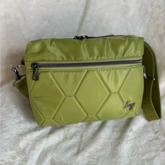 EUC Lug Bebop crossbody bag (purse, Grass Green/Aloha Sand) - Picture 4 of 12